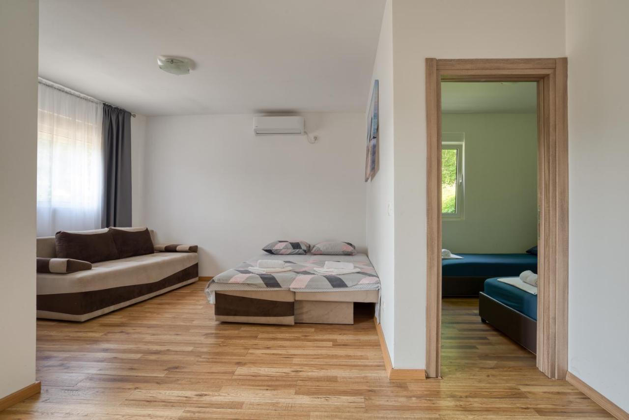 בודווה Apartmani Cukic Rafailovici מראה חיצוני תמונה