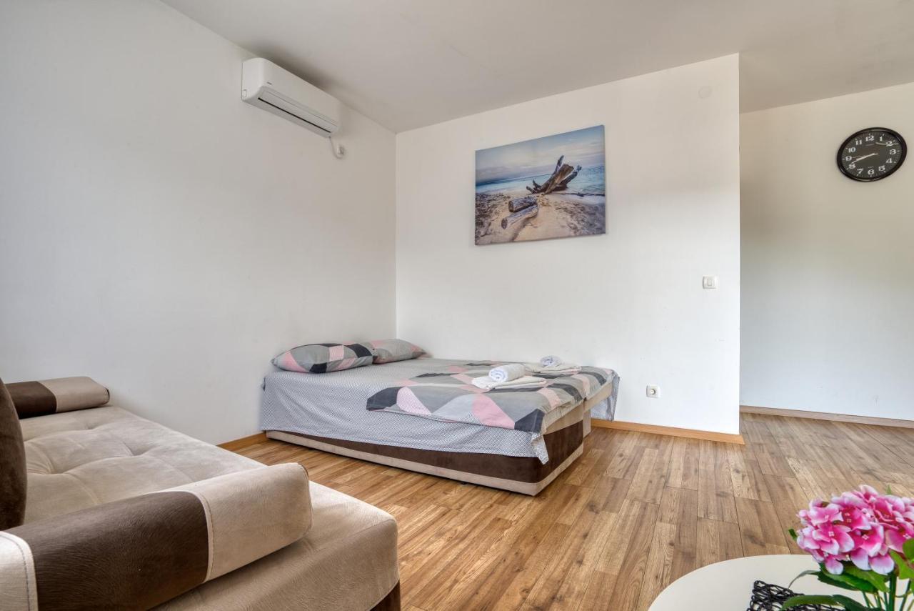 בודווה Apartmani Cukic Rafailovici מראה חיצוני תמונה