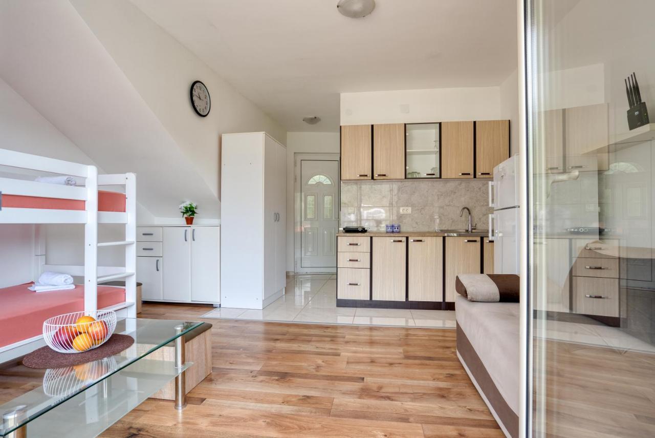 בודווה Apartmani Cukic Rafailovici מראה חיצוני תמונה