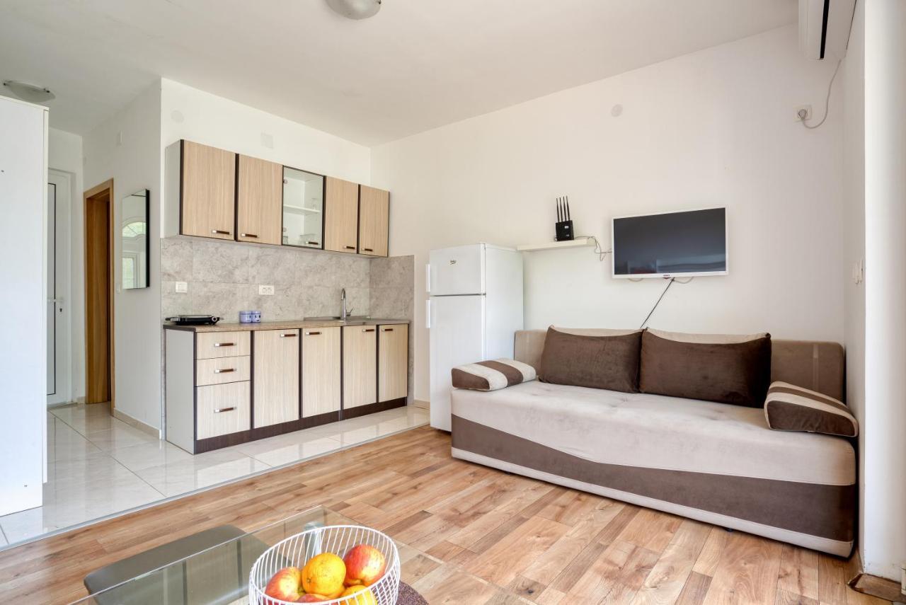 בודווה Apartmani Cukic Rafailovici מראה חיצוני תמונה