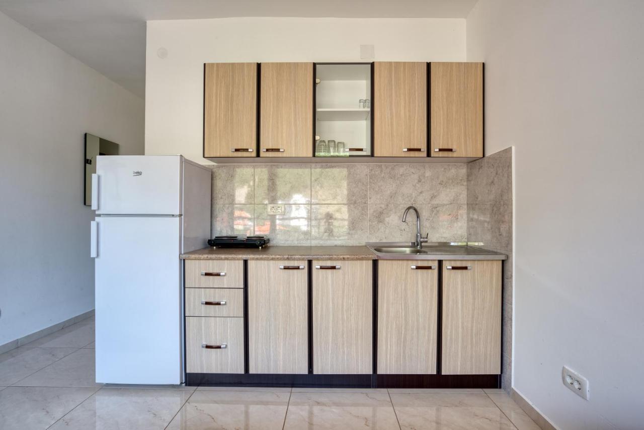 בודווה Apartmani Cukic Rafailovici מראה חיצוני תמונה